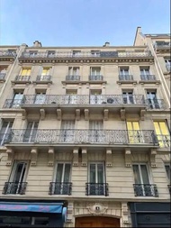 Quiet and Spacious Apartment near Champs Elysees