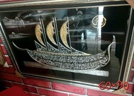 kaligrafi pxxda emas bentuk kapal 60x90 cm