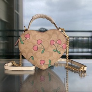 2025 นิวเกาหลีสไตล์ผู้หญิง Peach Heart Jelly Bag แฟชั่น PVC น่ารัก Mini กระเป๋าหัวใจที่ไม่ซ้ำกัน 5LA