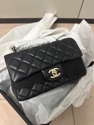 Chanel Cf 20cm