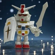 McDonald's Collaboration Gundam 1:1 Scale Gundam Toy Figure Model Toy Desktop