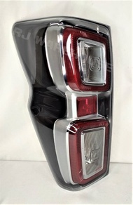 RJ ไฟท้าย อีซูซุ ดีแม็กซ์ ปี 2020 LED ยี่ห้อ Diamond **ได้รับสินค้า 1 ข้าง ** สินค้าตรงรุ่นรถยนต์ เบ