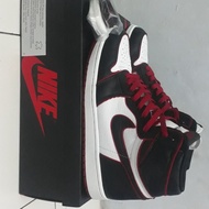 Air Jordan 1 Bloodline ( ORIGINAL HOOPS POINT )