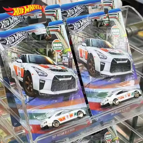 New Hot Wheels 7-Eleven Collab 2017 Nissan Gt-R R35 Diecast Car Model Alloy Especially Edition Hobby
