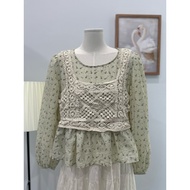 Beautiful 2hand vintage shirt A29