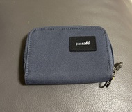 Pacsafe RFIDsafe wallet RFID safe 防盜錢包屏蔽咭片銀包