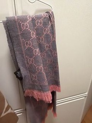 Gucci 雙色圍巾
