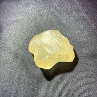 利比亞黃金玻璃隕石