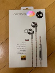 Onkyo E700M earphone
