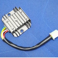 Scomadi TL 125 - Regulator (Rectifier)