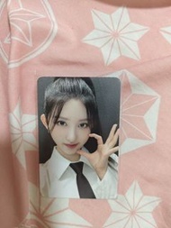 IVE 金秋天官方小卡