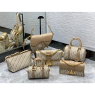 Dior Sadle Bag 25 New Style Natural Color Series dior Lunch Box Bag Dior Boston Pillow Bag Dior Bobb