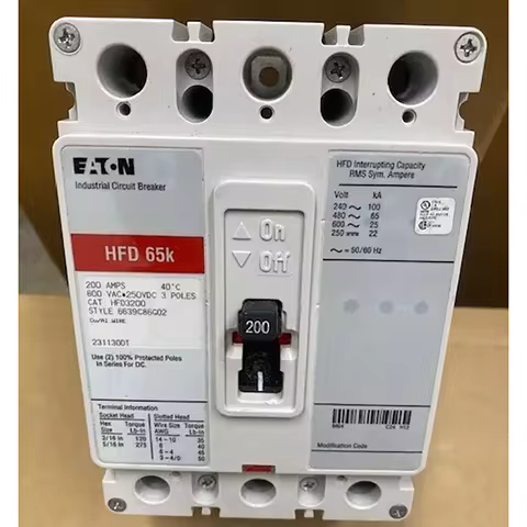 New In Box HFD3200 HFD3200L Industrial Circuit Breaker 200 AMPS 600VAC/250VDC 3 Poles