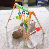 Kệ Chữ A Con Vẹt Có Nhạc Dành Cho Trẻ Từ 3-6-18 Tháng - Đồ Chơi Trên Sàn Cho Bé