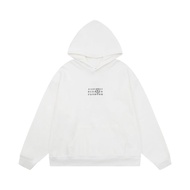 Maison Margielaนิวซีแลนด์เสื้อสเวตเตอร์ทันสมัยมีฮู้ดพิมพ์ลายดิจิตอลเวอร์ชันหลวมสำหรับ MM6