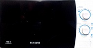 Samsung ไมโครเวฟมือสอง รุ่น ME711K สภาพดี 95 เปอร์เซ็นต์ สวยทั้งภายในและภายนอก พร้อมใช้งาน  มีประกันซ่อมฟรี