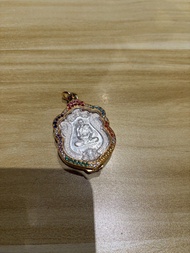阿贊速澤度金純銀自身 168塊