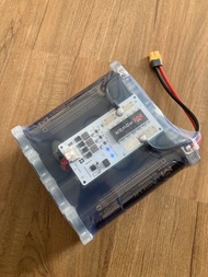 แบตเตอรี่ลิเธียมฟอสเฟต (LiFePO₄) 4s 30ah bms 50a + at 1.5a