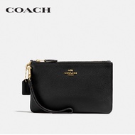 COACH กระเป๋าคล้องมือขนาดเล็กผู้หญิงรุ่น Small Wristlet สีดำ 22952 LIBLK