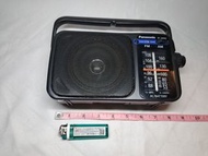 Panasonic 樂聲牌收音機 rf-2400d