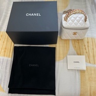 Chanel 長盒子 AP3243皮穿鏈彩虹帶