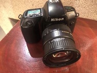 Nikon F70 with sigma zoom 28-105 mm/1:2.8-4