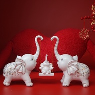 A Family Of Three Swings Elephant Ornaments Wedding Gifts Living Room Bedroom Decorations Ornaments