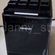 問題機 QNAP 4-Bay NAS TS-453B Mini 威...