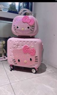 Hello Kitty 背包
