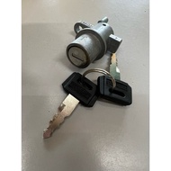 YAMAHA Y125 Z ZR Y125Z Y125ZR SEAT LOCK KUNCI SUIS SEAT KUNCI KUSYEN Y125Z