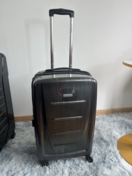 New ： 原價數千 Samsonite Winfield 2 Fashion 24 吋可擴展行李箱；Samsonite Winfield 2 Fashion 24 inch expandable l