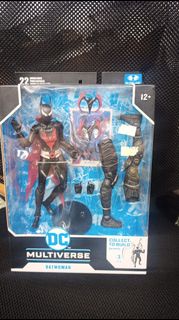 McFarlane DC Multiverse Batwoman Figure
