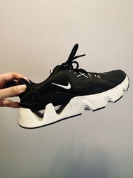 Nike Ryz365 黑色女士運動鞋