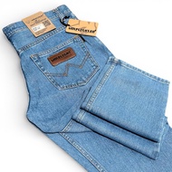 WRANGLE'R MEN'S BASIC REGULAR DENIM JEANS SIZE 28-38