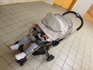 Combi 嬰兒手推車