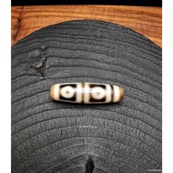 MATA Dzi Yellow Tooth Earth Agate 4 Eyes Blessed Tibetan Grounding Stone 38mm E2855