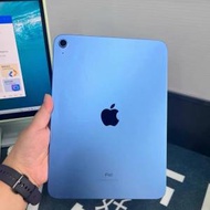 iPad 10 256G 插咭版 ，贈送玻璃鋼化貼及保護套
