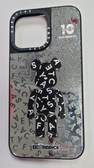 二手CASETiFY X BC@RBRICK MEDICOM TOY 10周年 IPHONE 14 PRO MAX銀色鏡面手機殼Cover，90%新冇單冇保養，不退不換，荃灣區MTR交收，時間、地點另