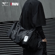 七匹狼 Travel Bag EN8H Beg Perjalanan Lelaki Besar Mudah Alih Tas Sukan Tas Gim Tas Sukan Kering Basah 