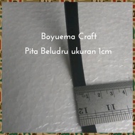 Ribbon beludru 1 cm (50 yards)