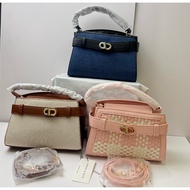 Aubrielle ck Bag - Women's Sling Bag