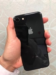 iPhone 8 64g 太空灰