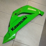 Kawasaki ZX636 2013 - 2017 RH coverset bottom fairing / coverset bawah bajak Kanan original Kawasaki