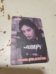 ⚡【YES!卡美式復古風 ｜ 酷颯辣妹天花板】BLACKPINK成員Jennie正版明星小卡 ║ 高馬尾純黑JUMP運動短版上衣 ║ 絕版YES CARD現貨 ║ 順豐到付