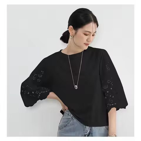 Women Round Neck Patchwork T Shirt Hollow Floral Lace 3/4 Flare Sleeve Loose Casual Blouse Summer To