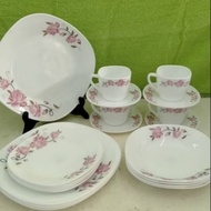 Opal dinner set
