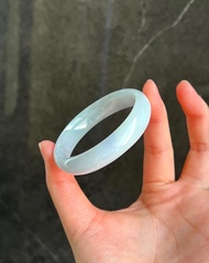 冰種 緬甸翡翠 A玉 玉鐲 • 糯冰種芋紫藍貴妃鐲