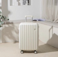 ⭐️全新⭐️26吋米白色行李喼行李箱