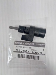 เหล็กวัดน้ำมันเกียร์ NISSAN MARCH  ALMERA 31086-1HA0B (เป็นอะไหล่แท้ Nissan) รหัส A667
