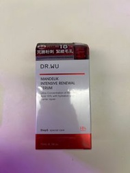Dr Wu 杏仁酸亮白煥膚精華18%。